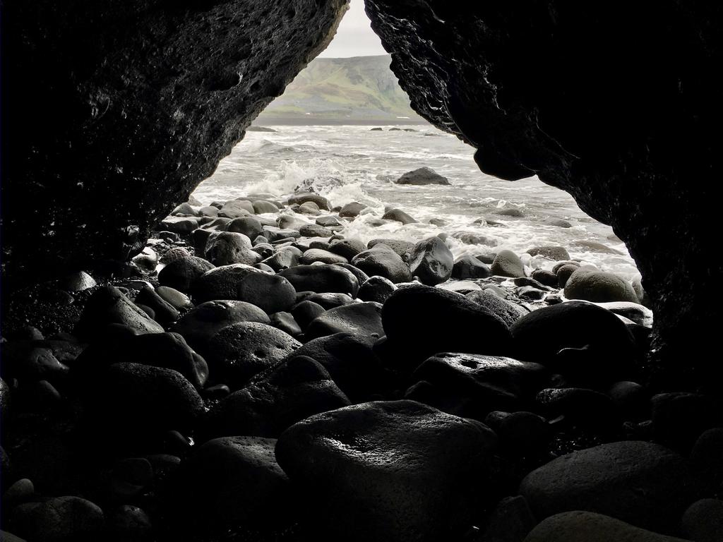 tidal cave