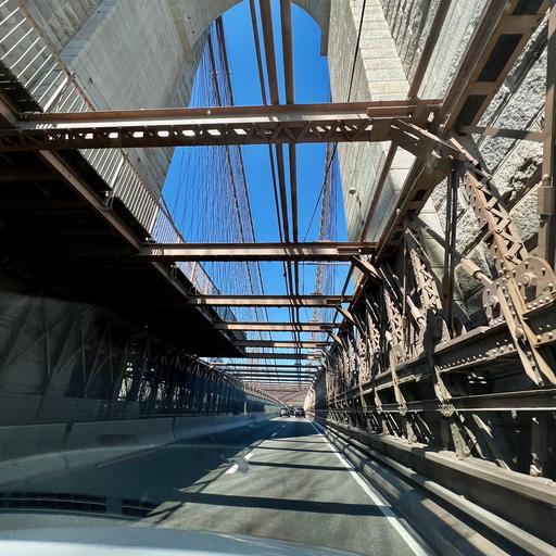 driving the Manhattan Bridge