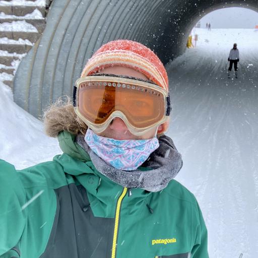 ski tunnel